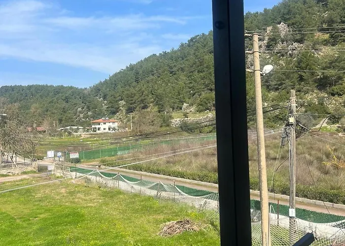 Ξενοδοχείο με διαμερίσματα Mermaid Μαρμαρίς